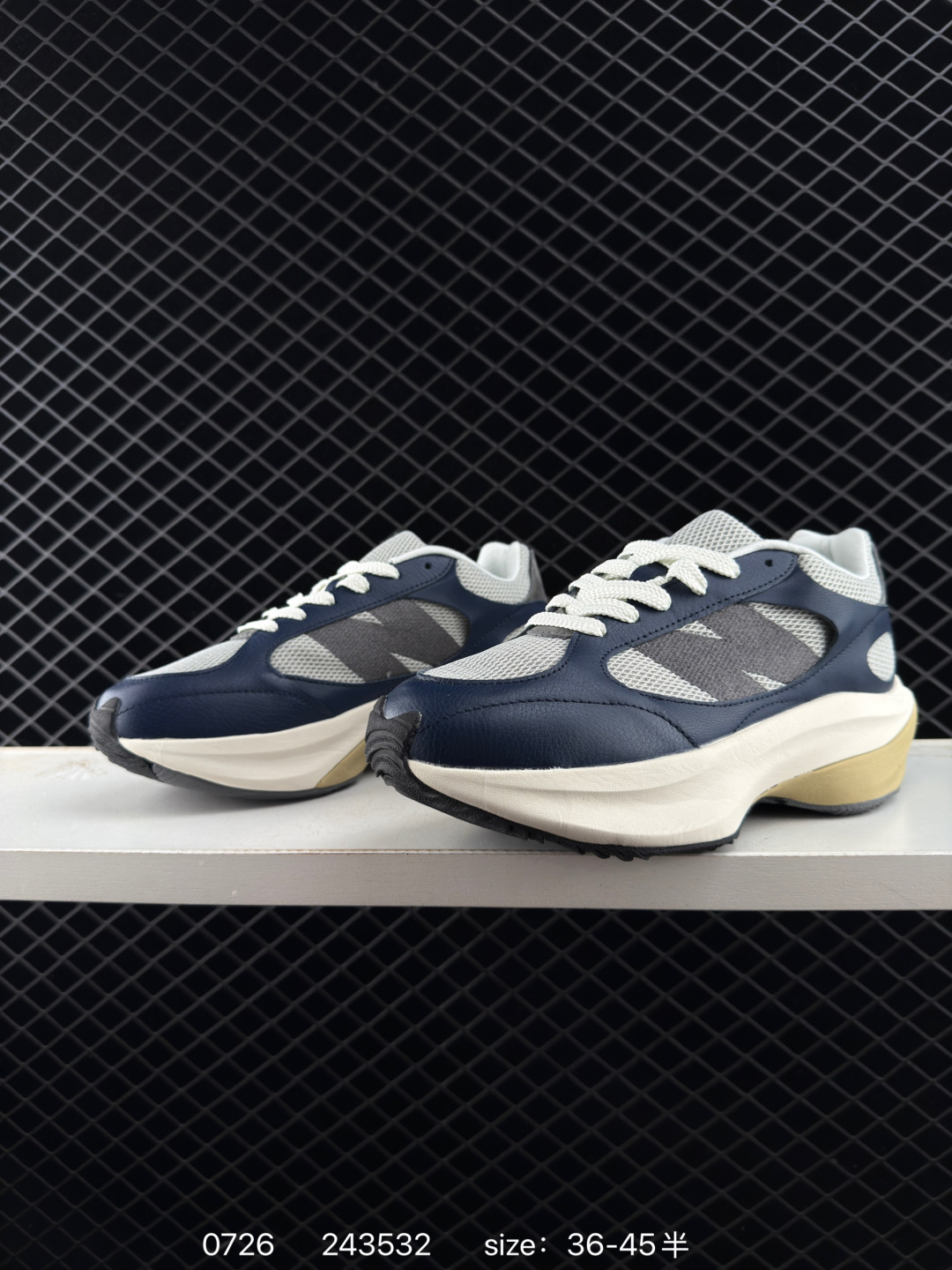 New Balance Warped Runner UWRPOMOB